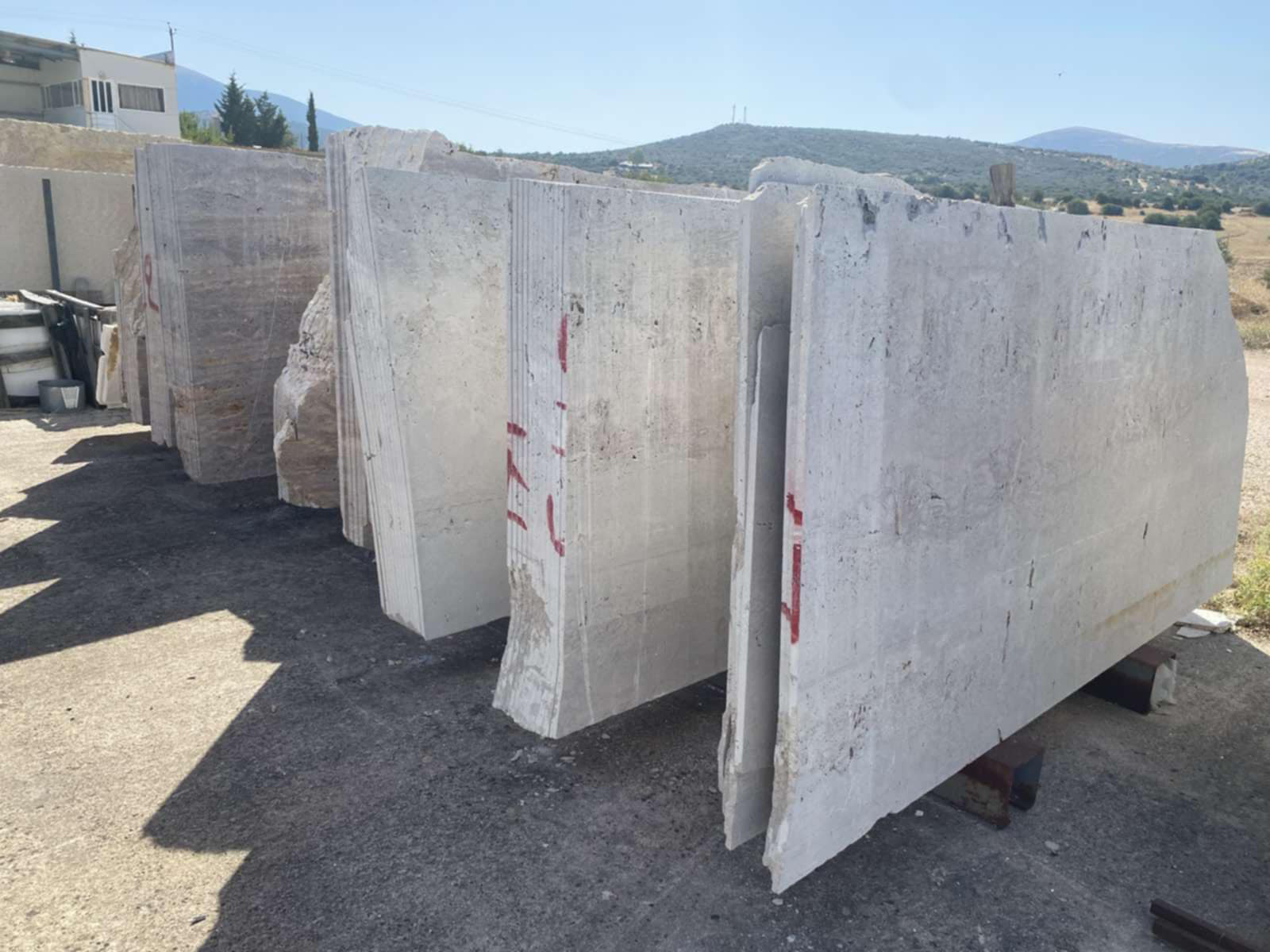 Polished Marmara slabs